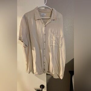 Croft & Barrow Cream Casual Button Down Shirt
